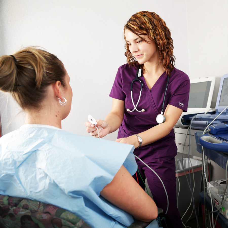 ekg tech prepare a patient